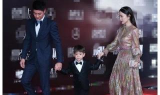 做鬼脸表示什么 做鬼脸表示什么